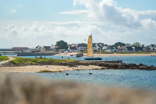 Vue des plages de la presqu'île de Gâvres depuis les remparts de Port-Louis